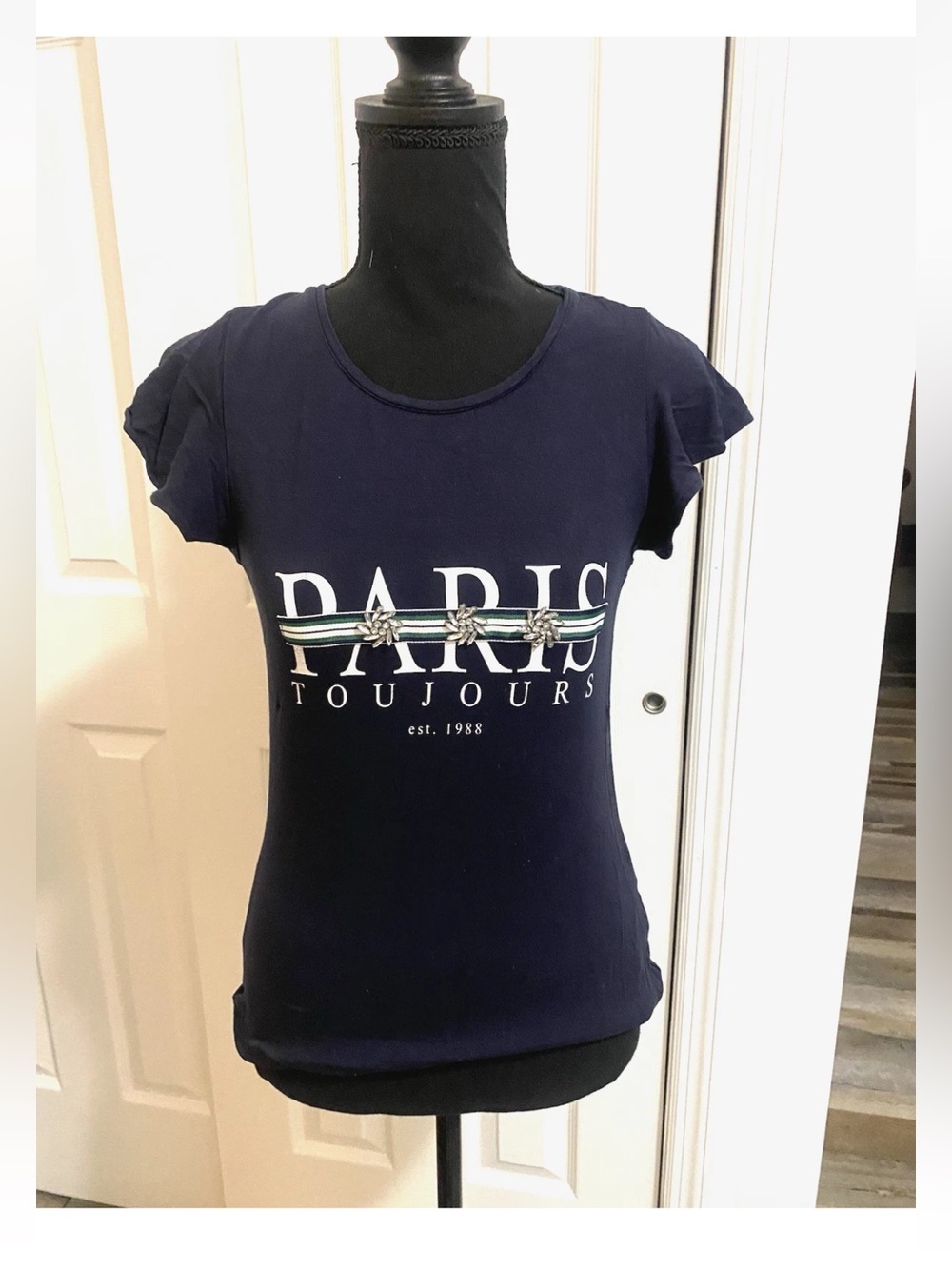 Morgan de toi
Paris Toujours Navy Graphic Tee with gemstones